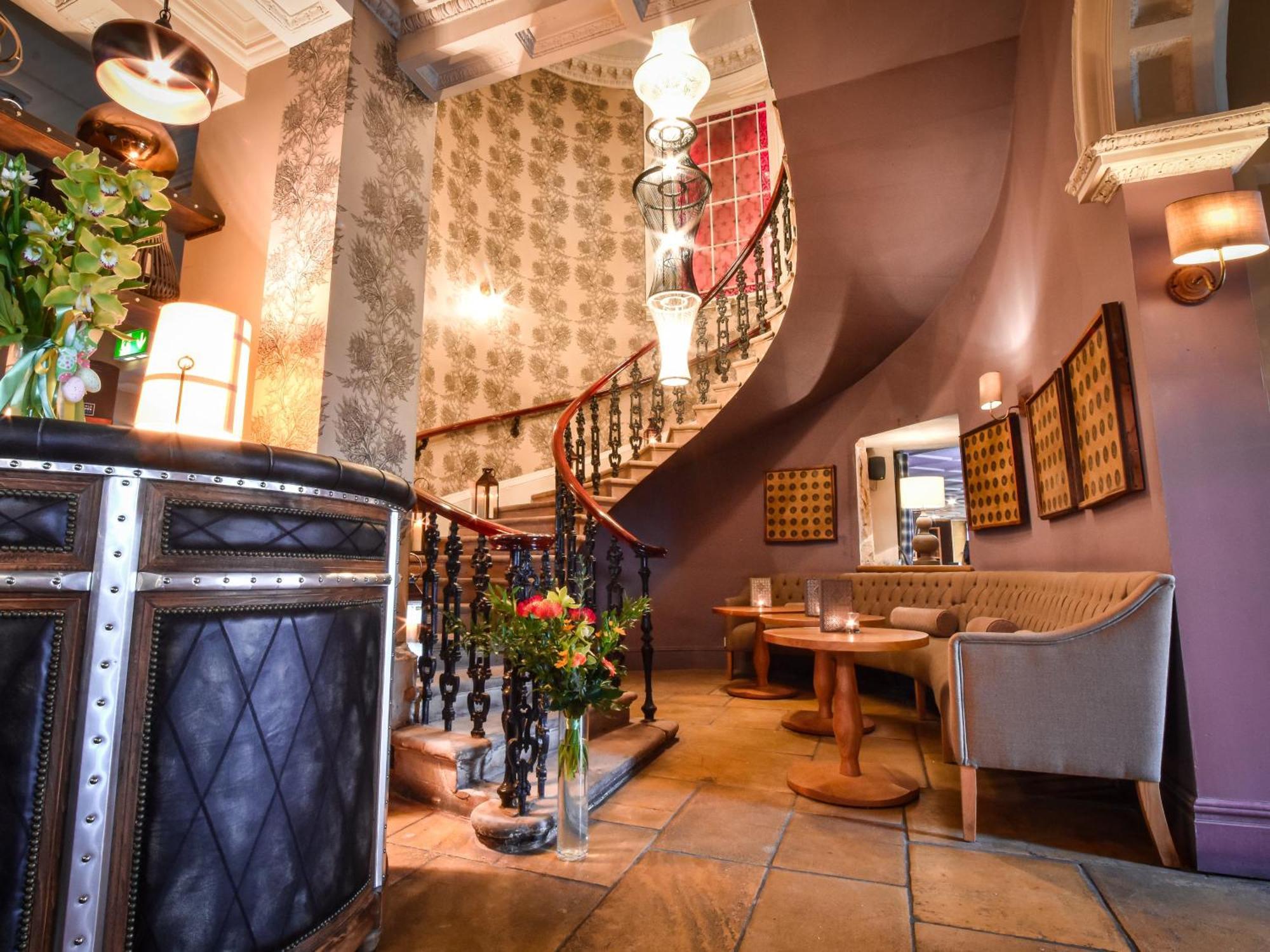The Meadowpark Bar, Kitchen & Rooms ستيرلينج المظهر الخارجي الصورة